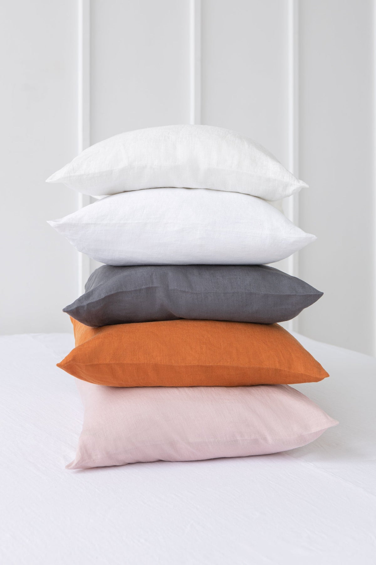 Linen pillow cases with envelope closure