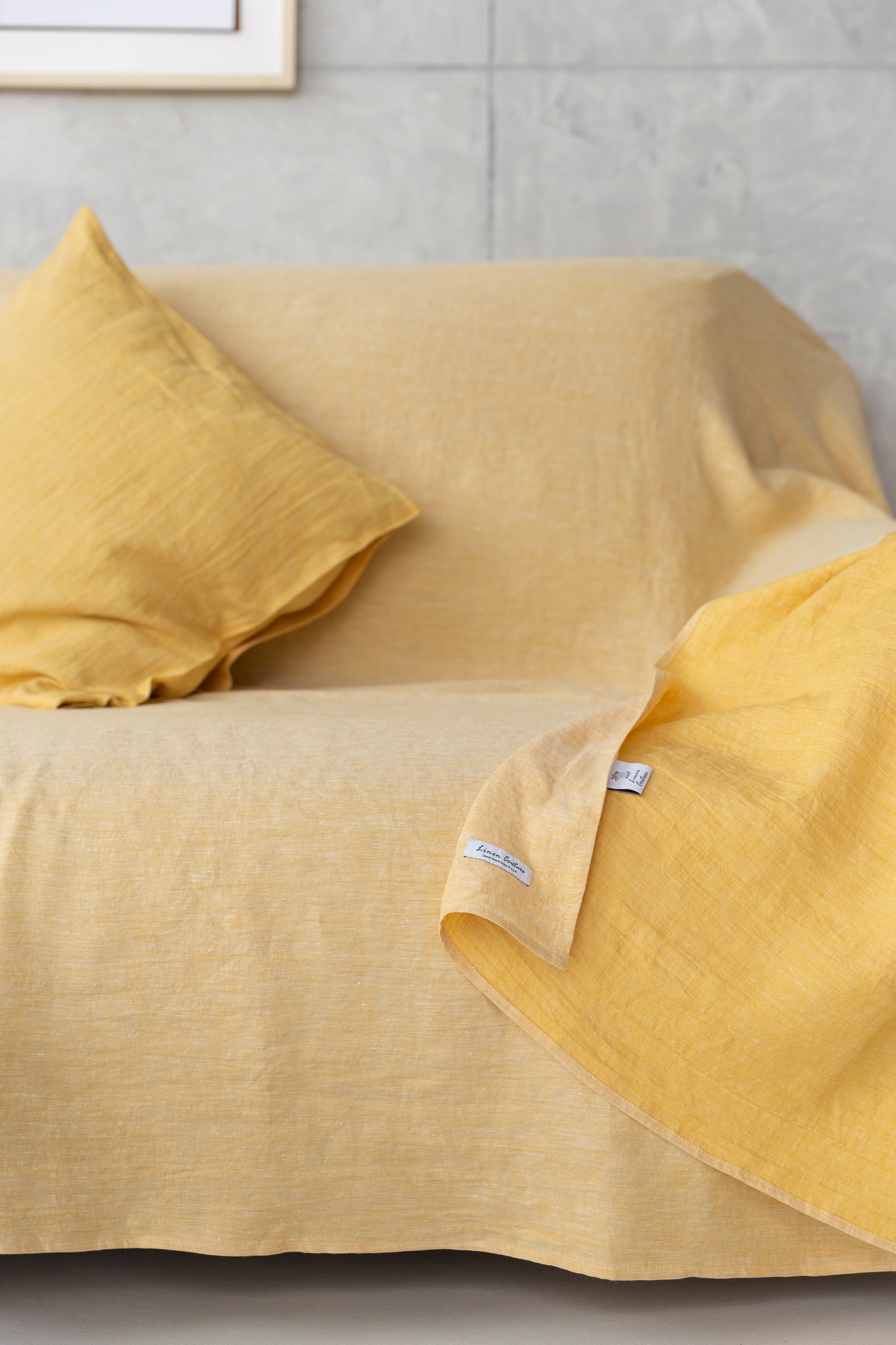 Linen pillow cases with envelope closure