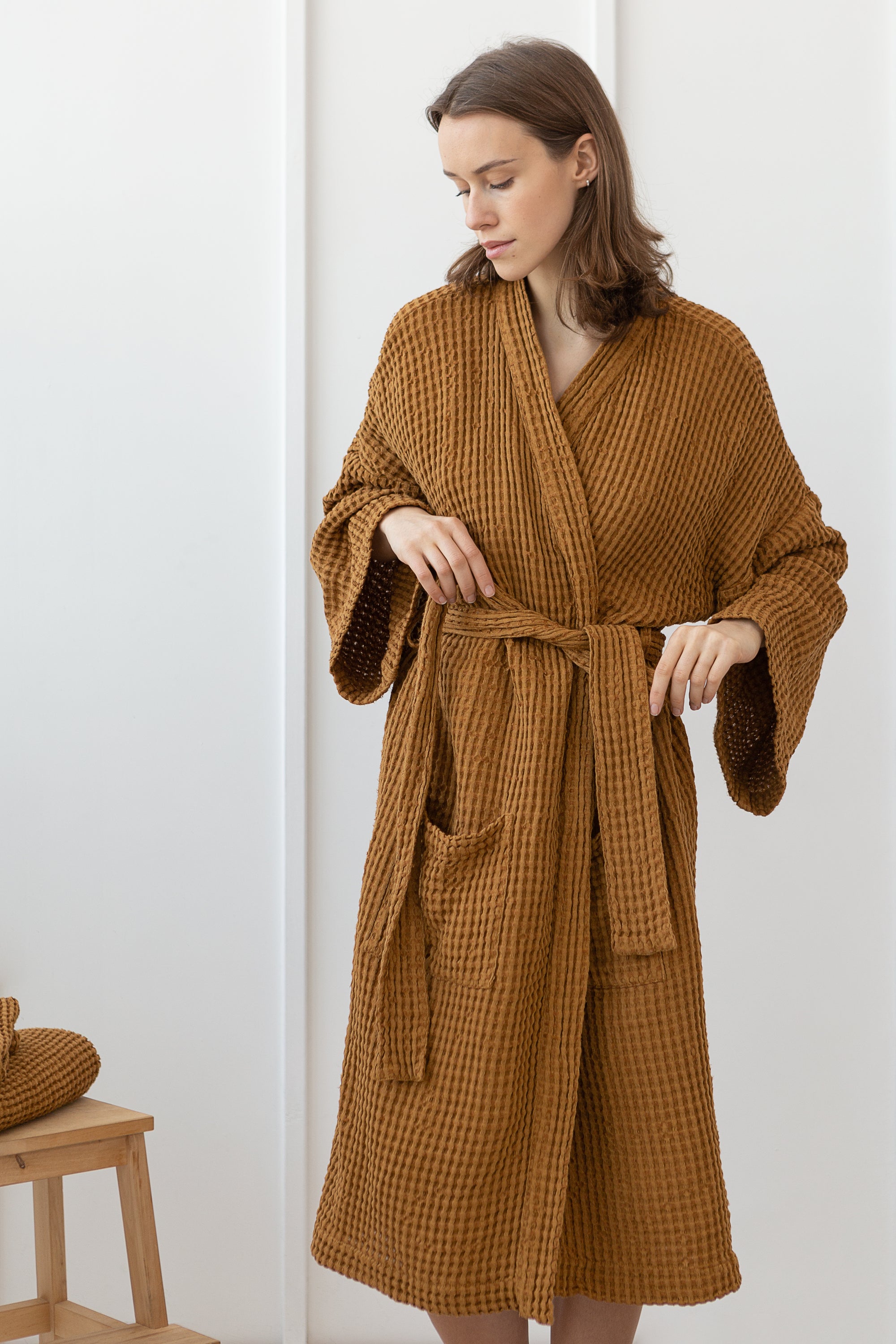 Amber linen waffle robe