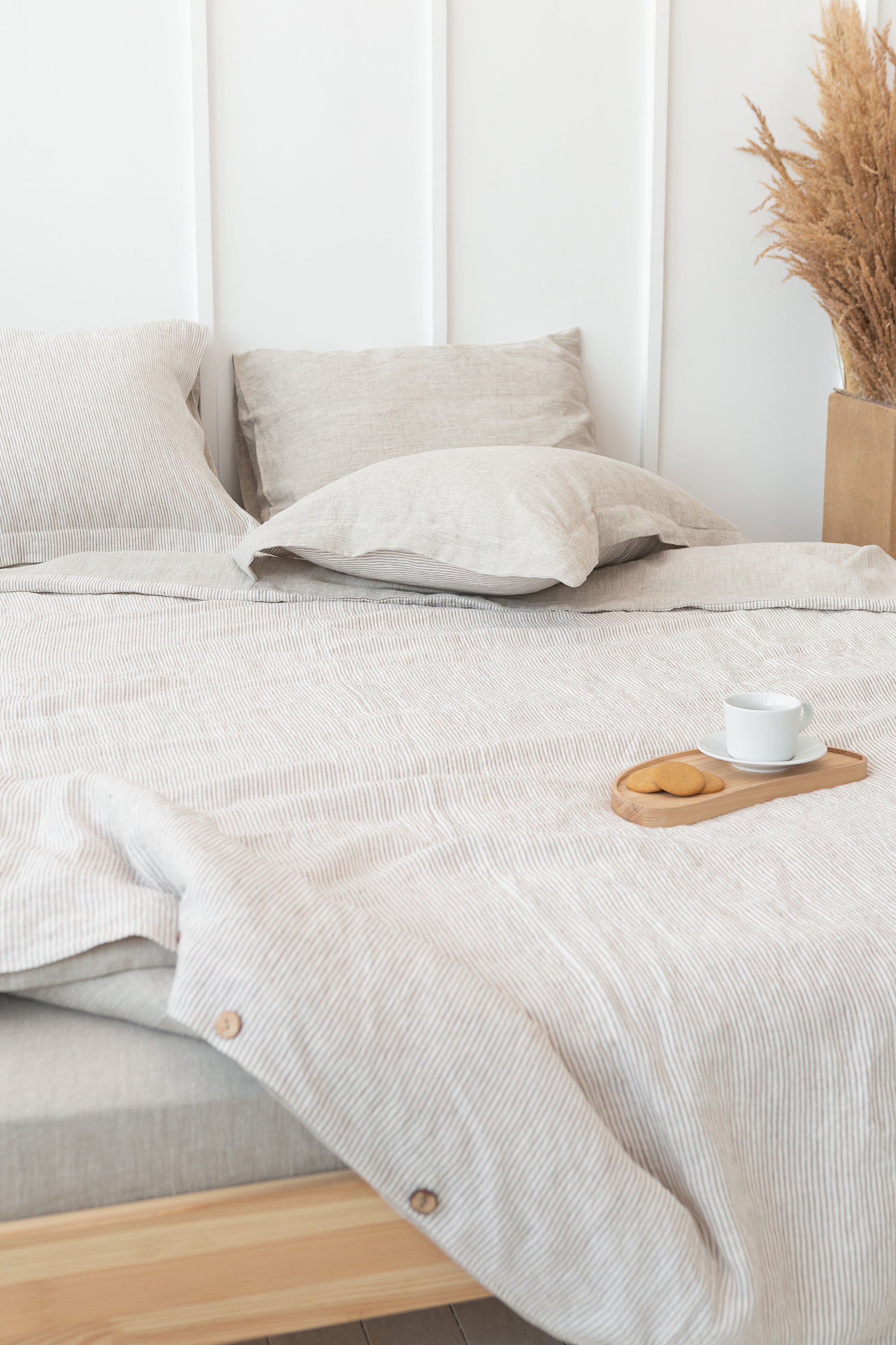 Natural Light and Striped Beige double side linen bedding set