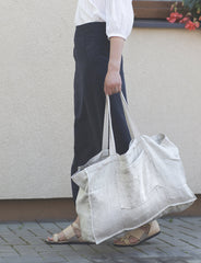 Natural Light linen beach bag with pocket