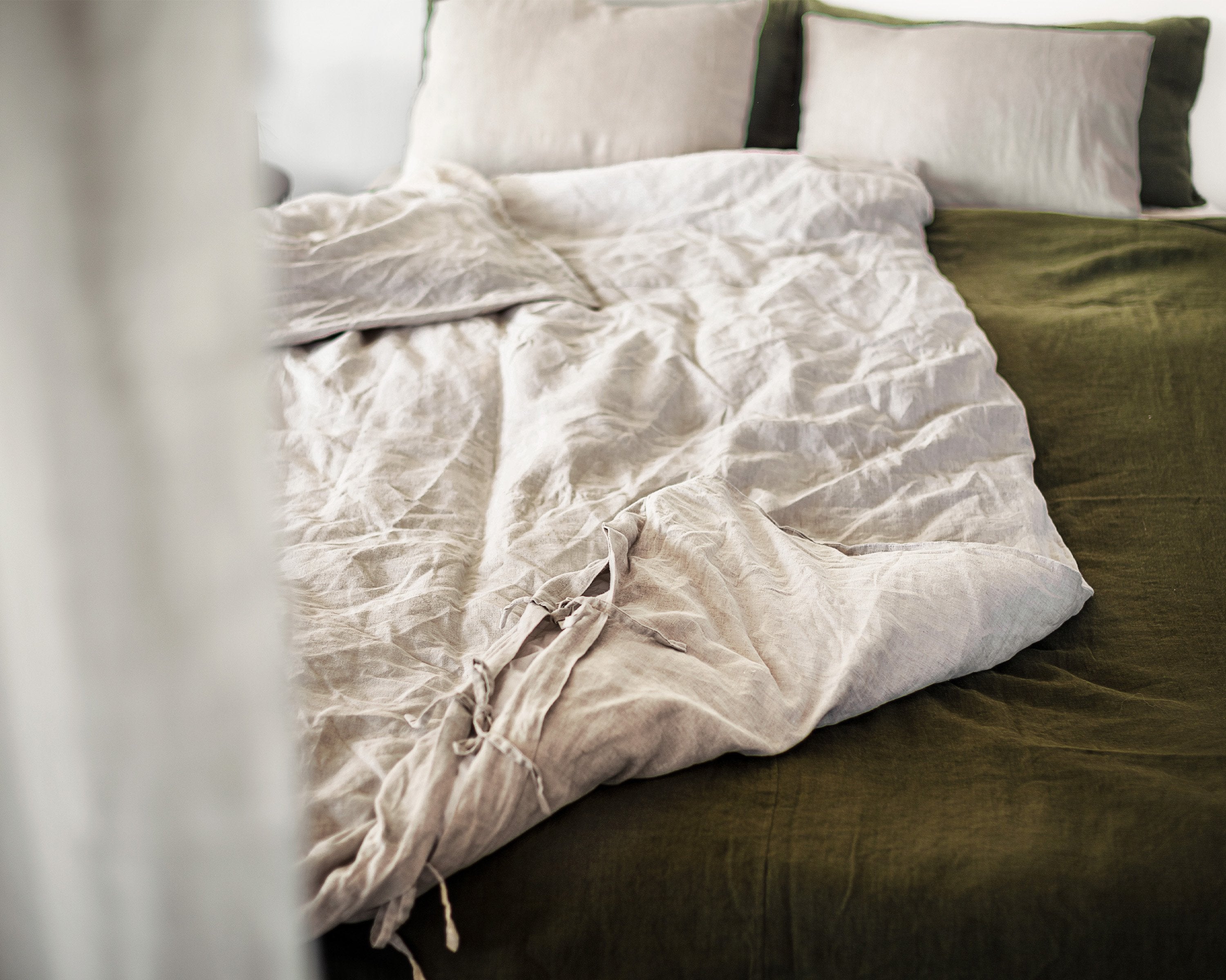 Linen duvet cover with ties