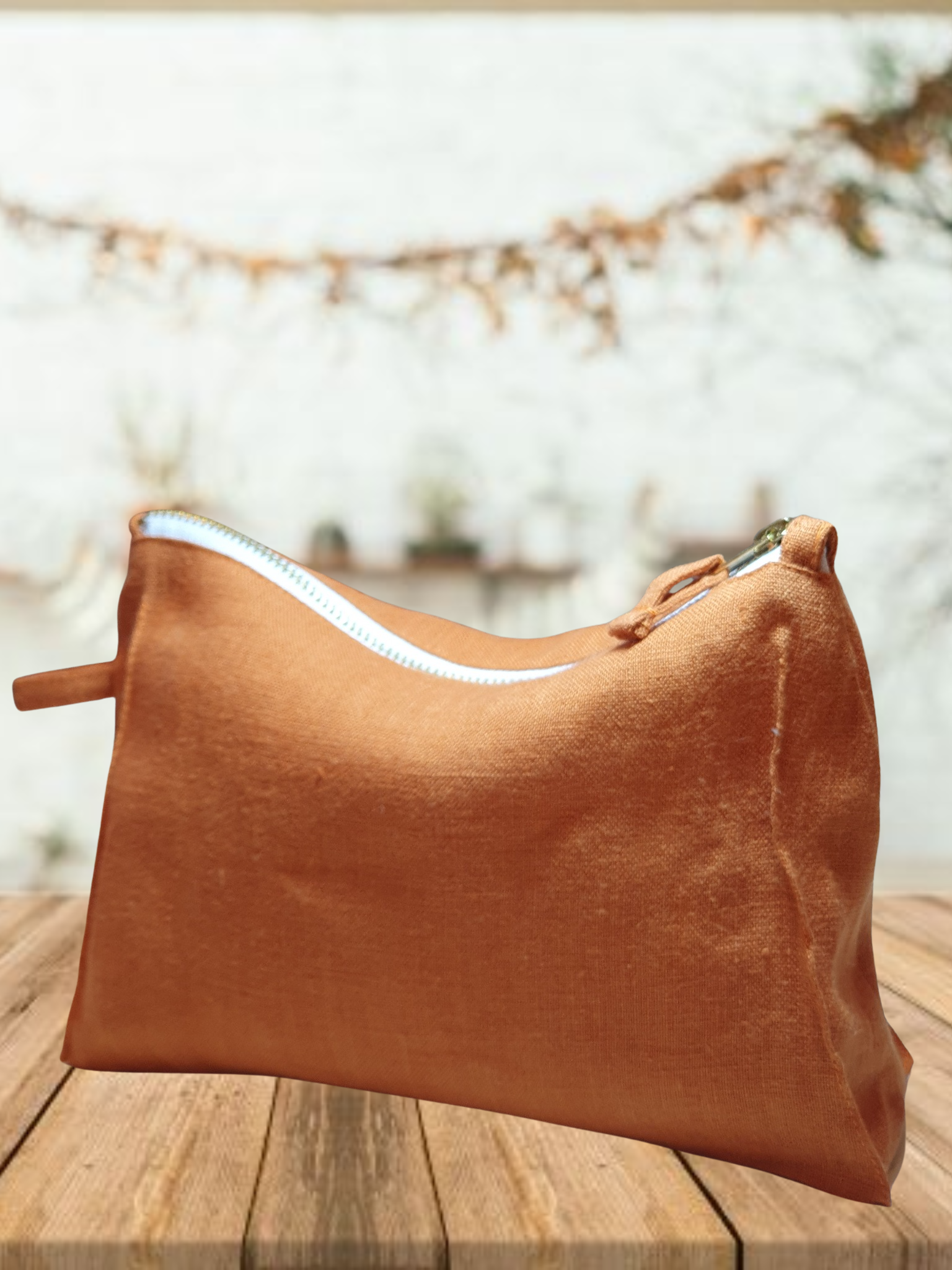 Light Chestnut linen toiletry bag