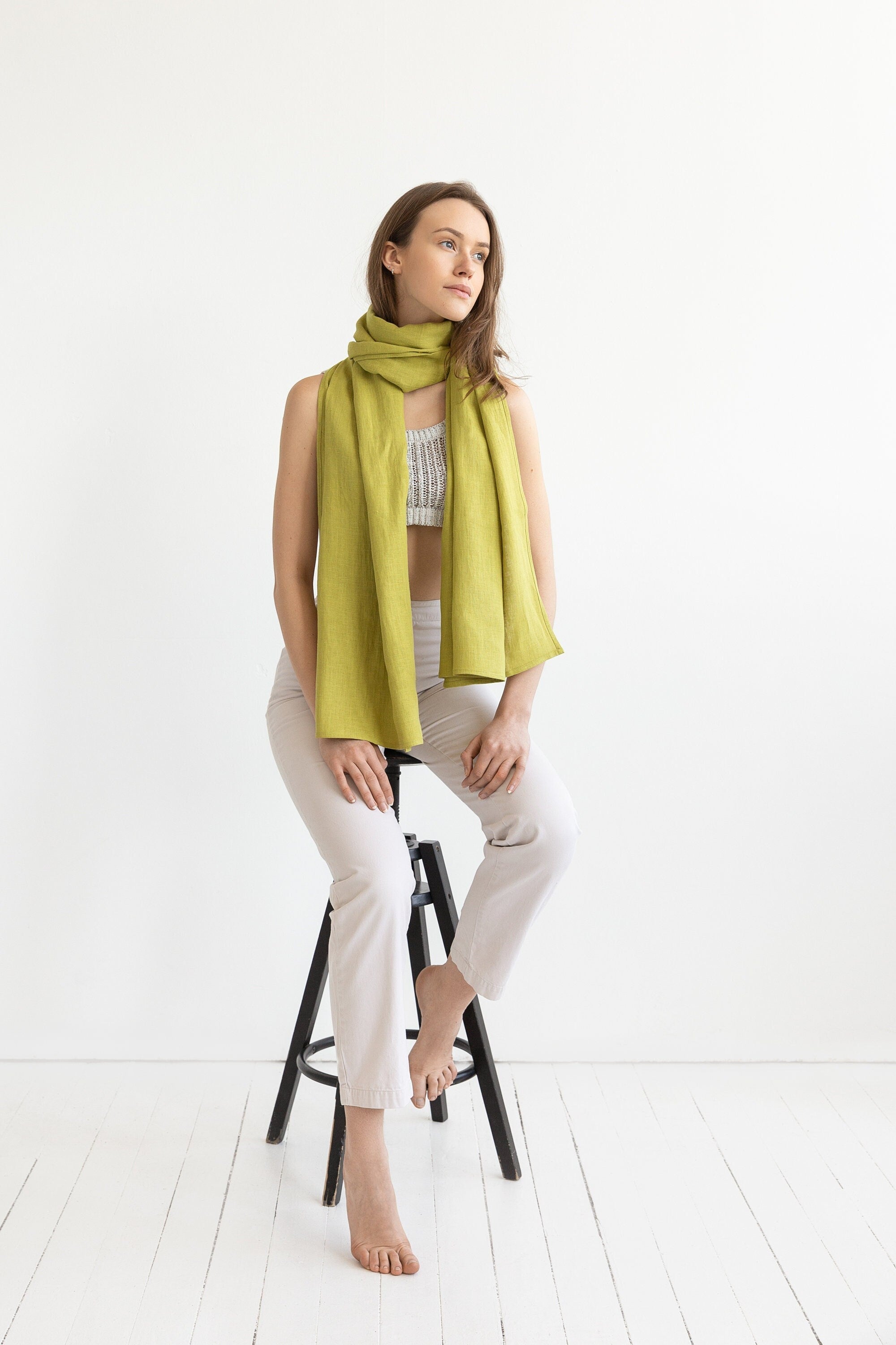 Pear linen scarf