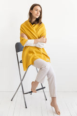 Honey linen scarf