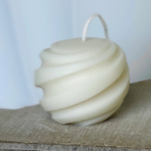 Minimalist Swirl Candle